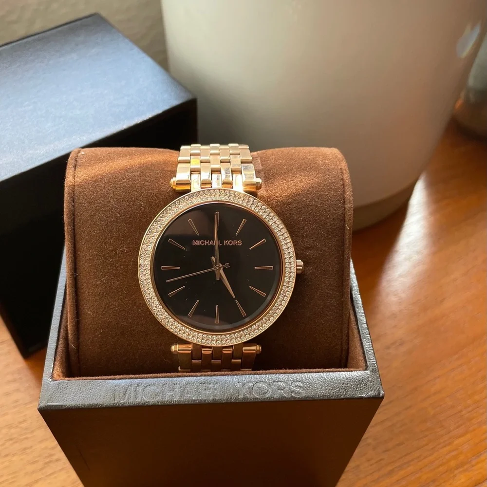 NWT Michael Kors Women Black Darci Rose Gold Pave Watch